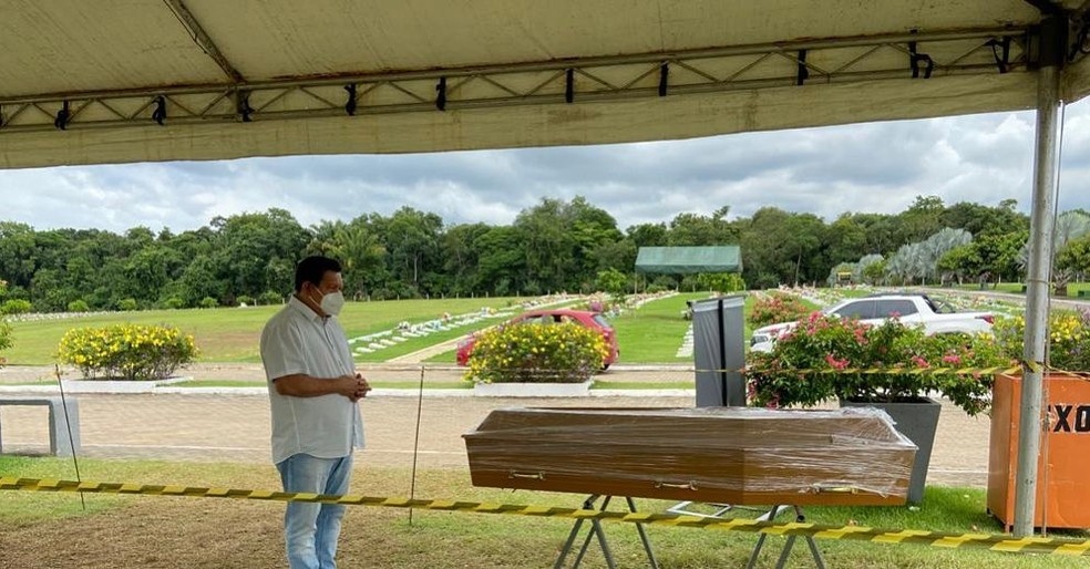 Francisco Balieiro se despede do irmo a quarta vtima da Covid-19 na famlia Foto Francisco BalieiroArquivo Pessoal